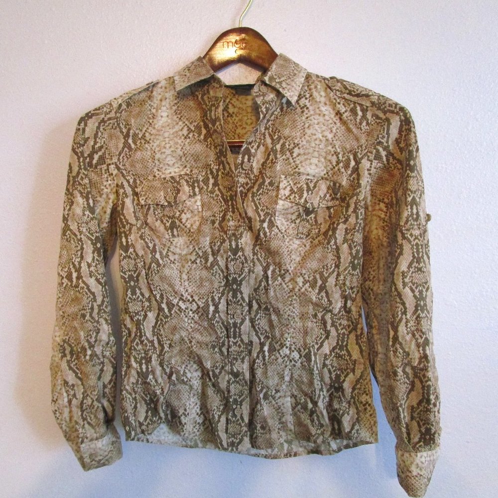 Moda International Size S | Snakeskin print | Button Up | Long Sleeve